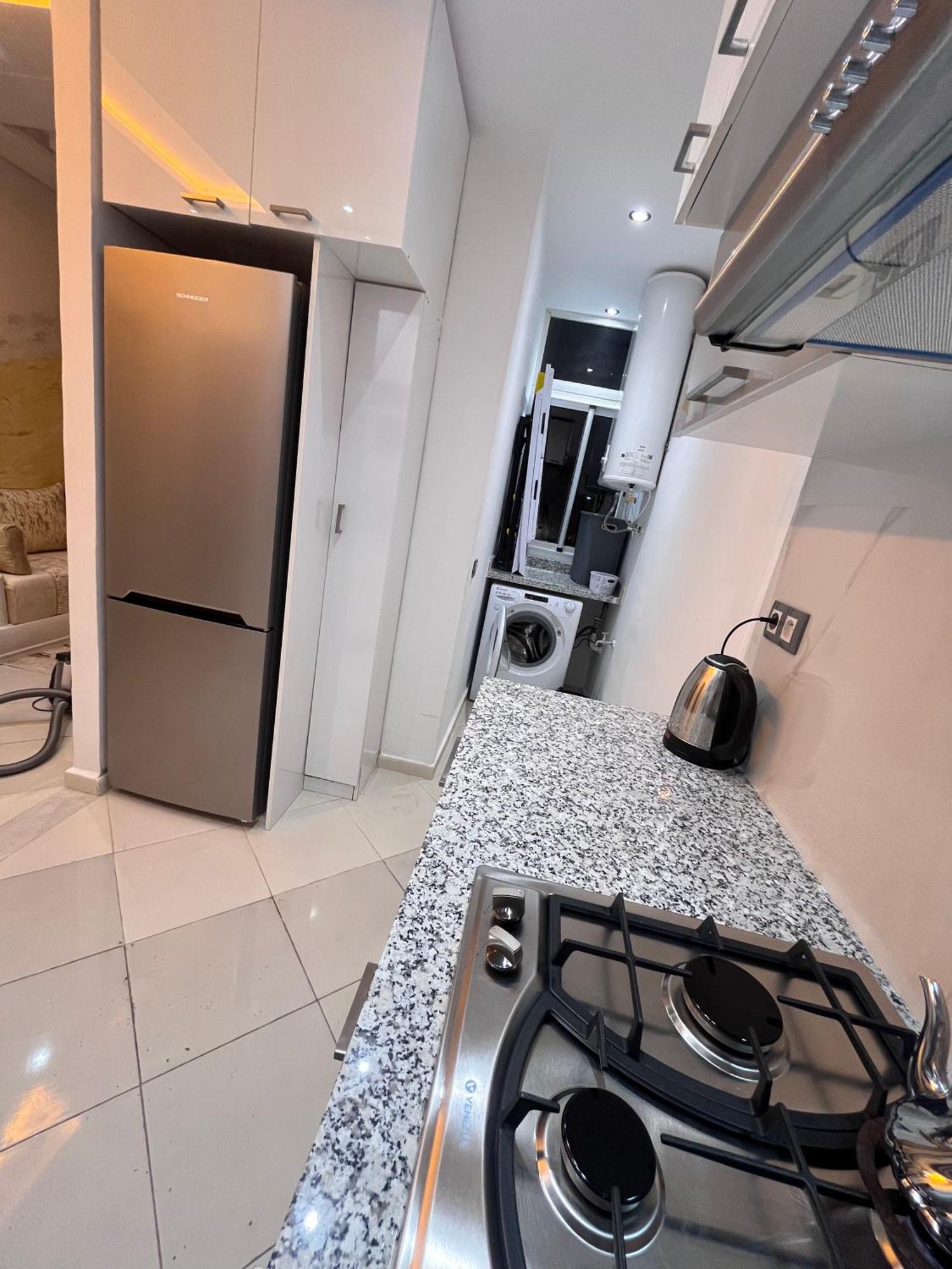 Appartement Renove Avec Style Et Parking Surveille مراكش المظهر الخارجي الصورة